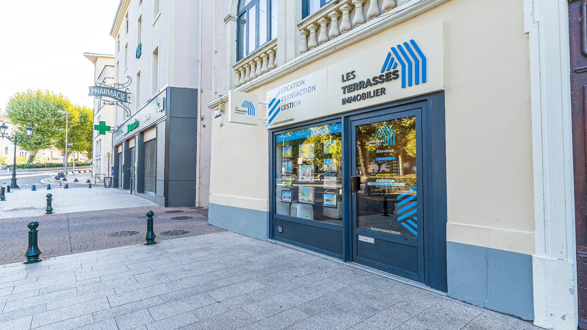 Local commercial 5 pièces 145 m² · à Montélimar · 145 m² · 460 000 €